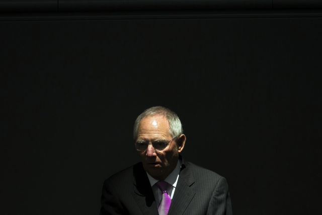 Την «στροφή» Σόιμπλε στο ελληνικό ζήτημα προσπαθούν να διαβάσουν τα γερμανικά ΜΜΕ